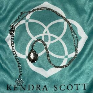 NWOT Kendra Scott Kiri Necklace - Dark Mother of Pearl Pendant w/ Silver Chain